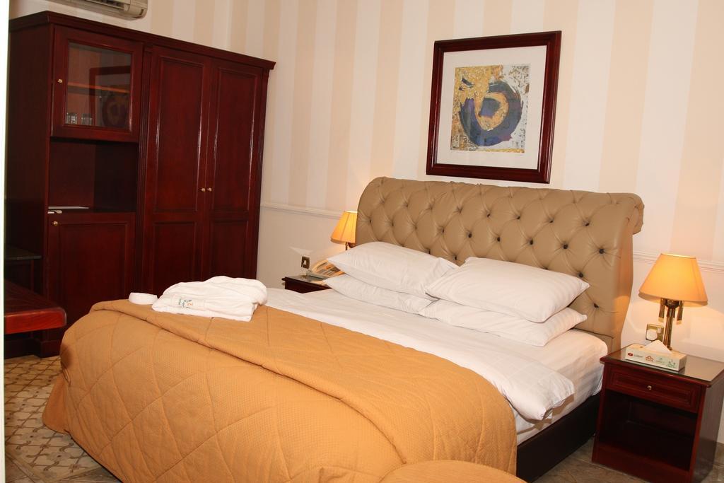 Al Bustan Hotel Доха Экстерьер фото